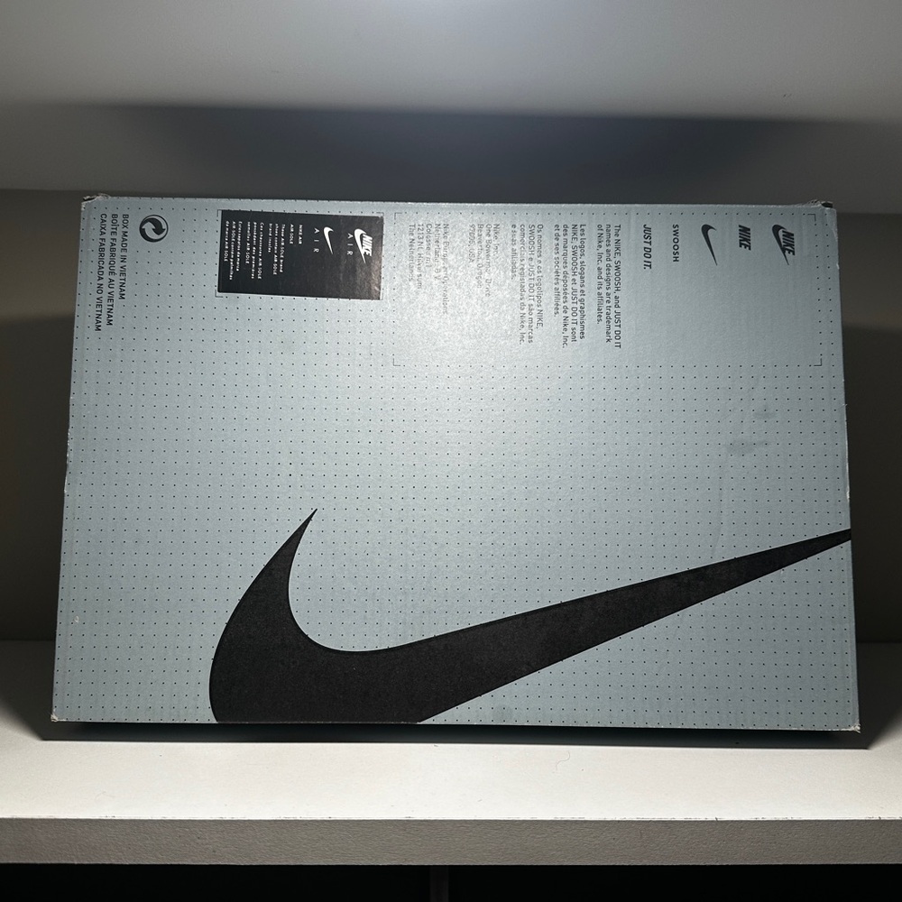 Nike Air VaporMax 360 (OG Grey Red) - Picture 10 of 12